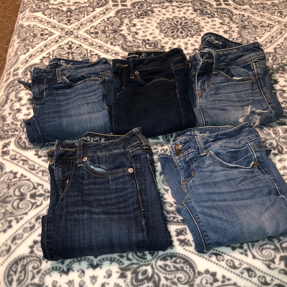 5 Pair of American eagle 🦅 jeans